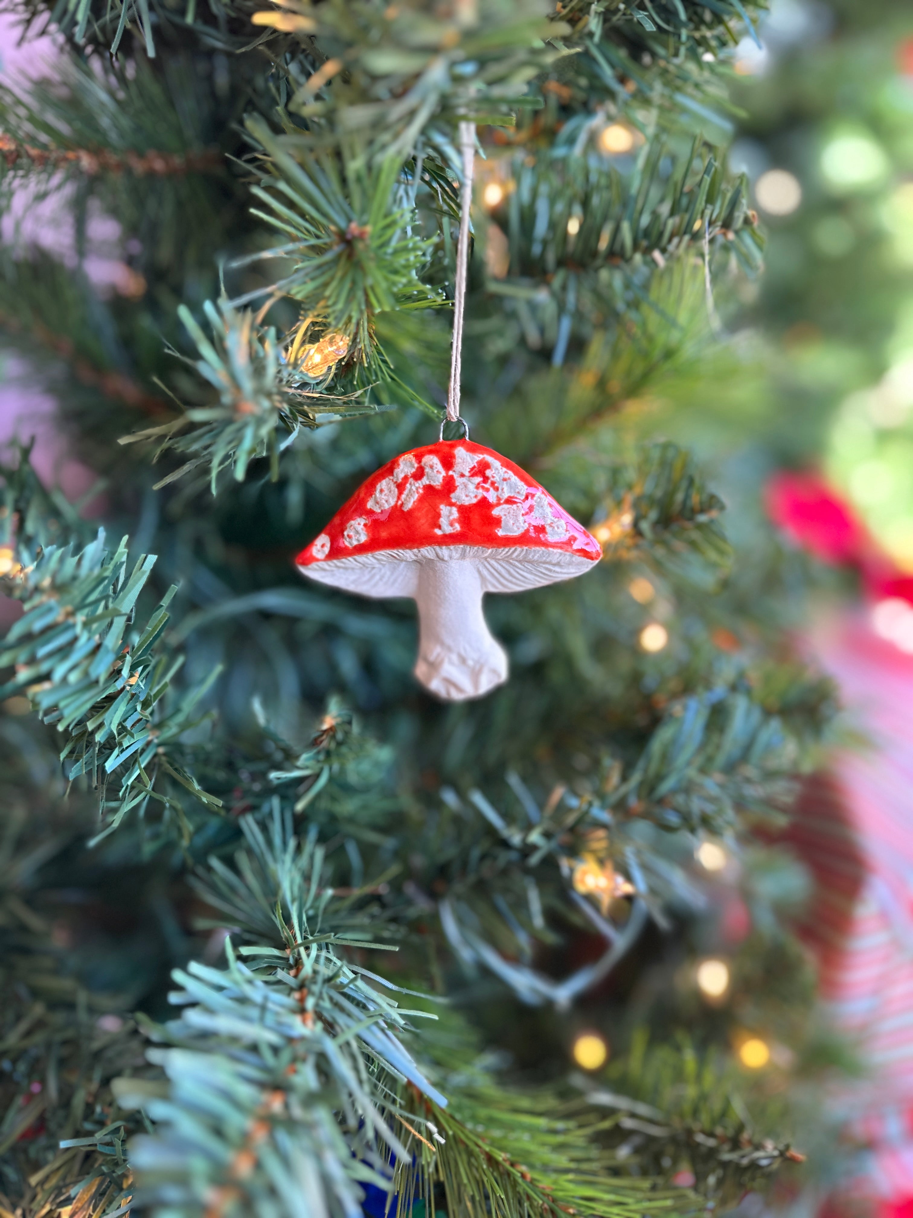 Sibberry on X: Mushroom bookmarks, Christmas ornaments, cute fluorescent  mushroom 🍄🌲🍄🌲🍄🌲🍄🌲🍄🌲🍄    / X