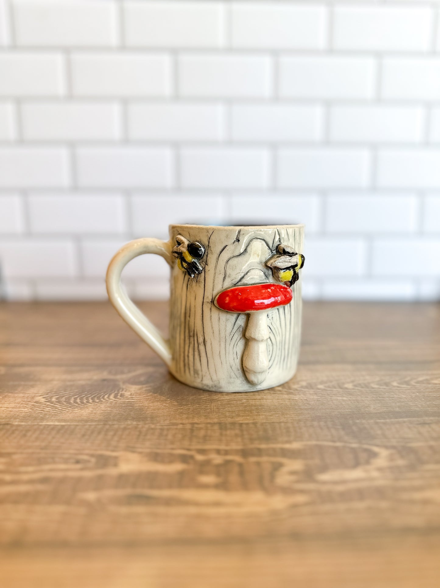 Bee Mushroom Woodgrain Mug | 13oz